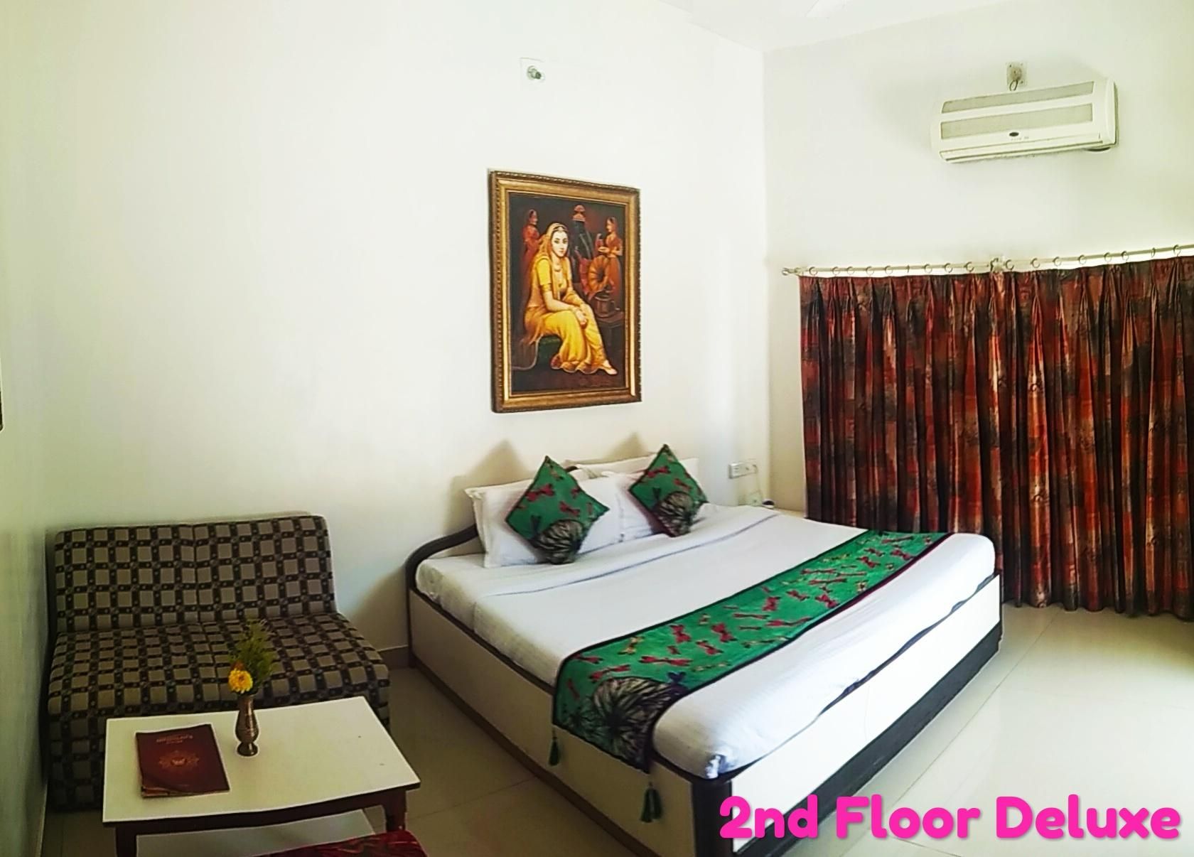 Hotel Karnavati Deluxe Room