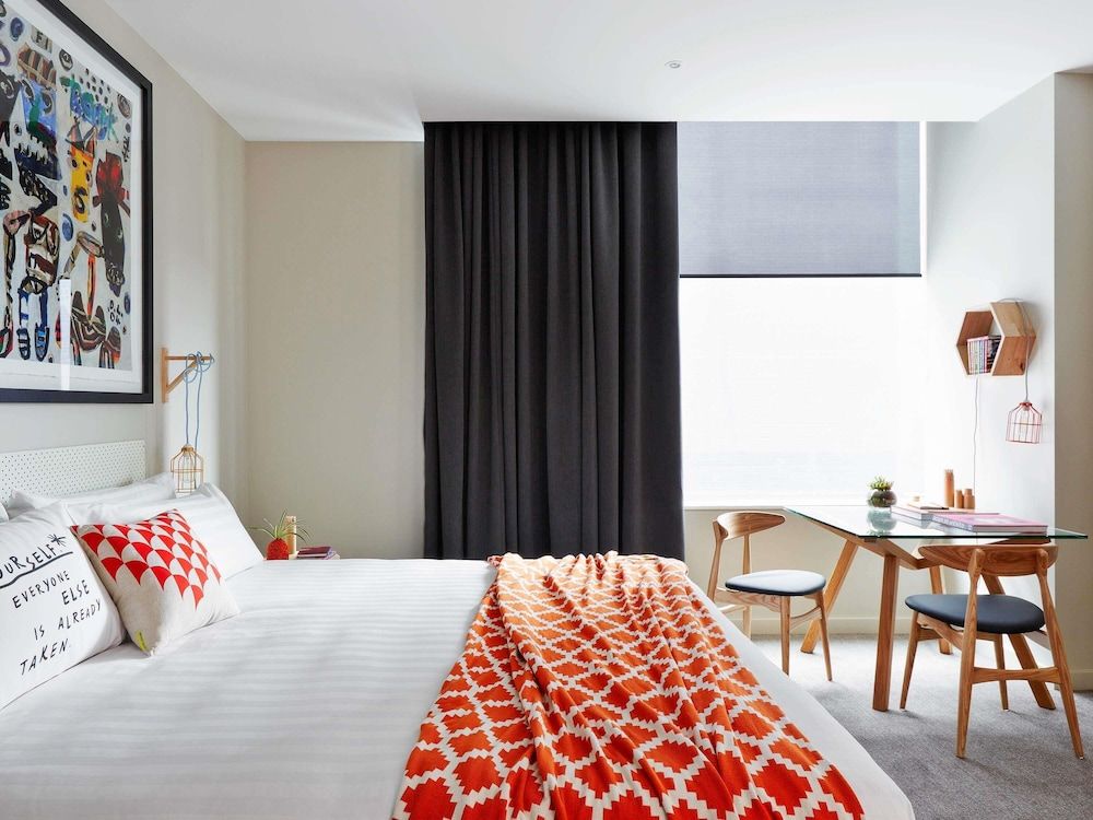 The Larwill Studio Melbourne - Art Series Room, 1 King Bed (Larwill) 5