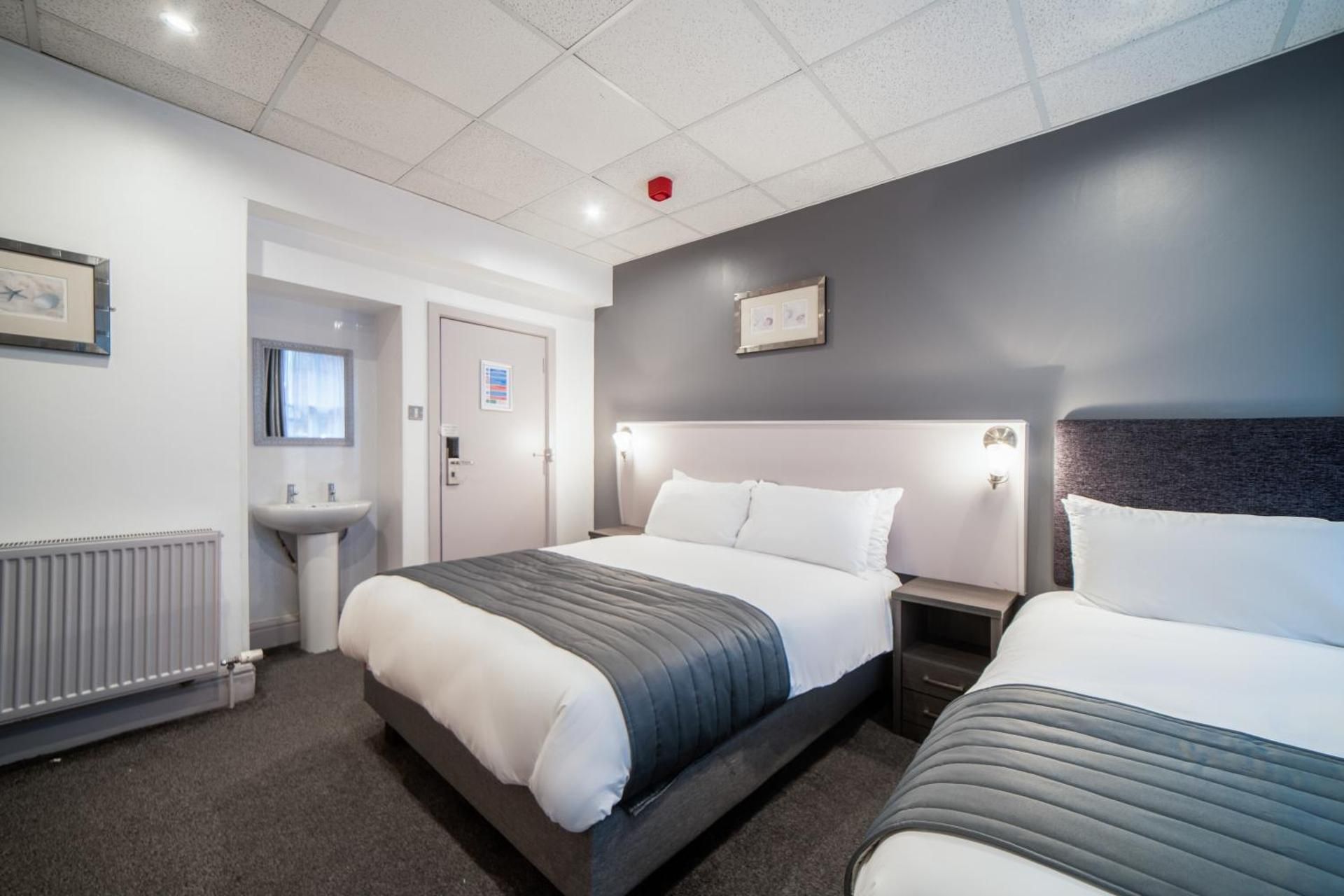 1 Double Bed, 1 Single Bed, Nonsmoking