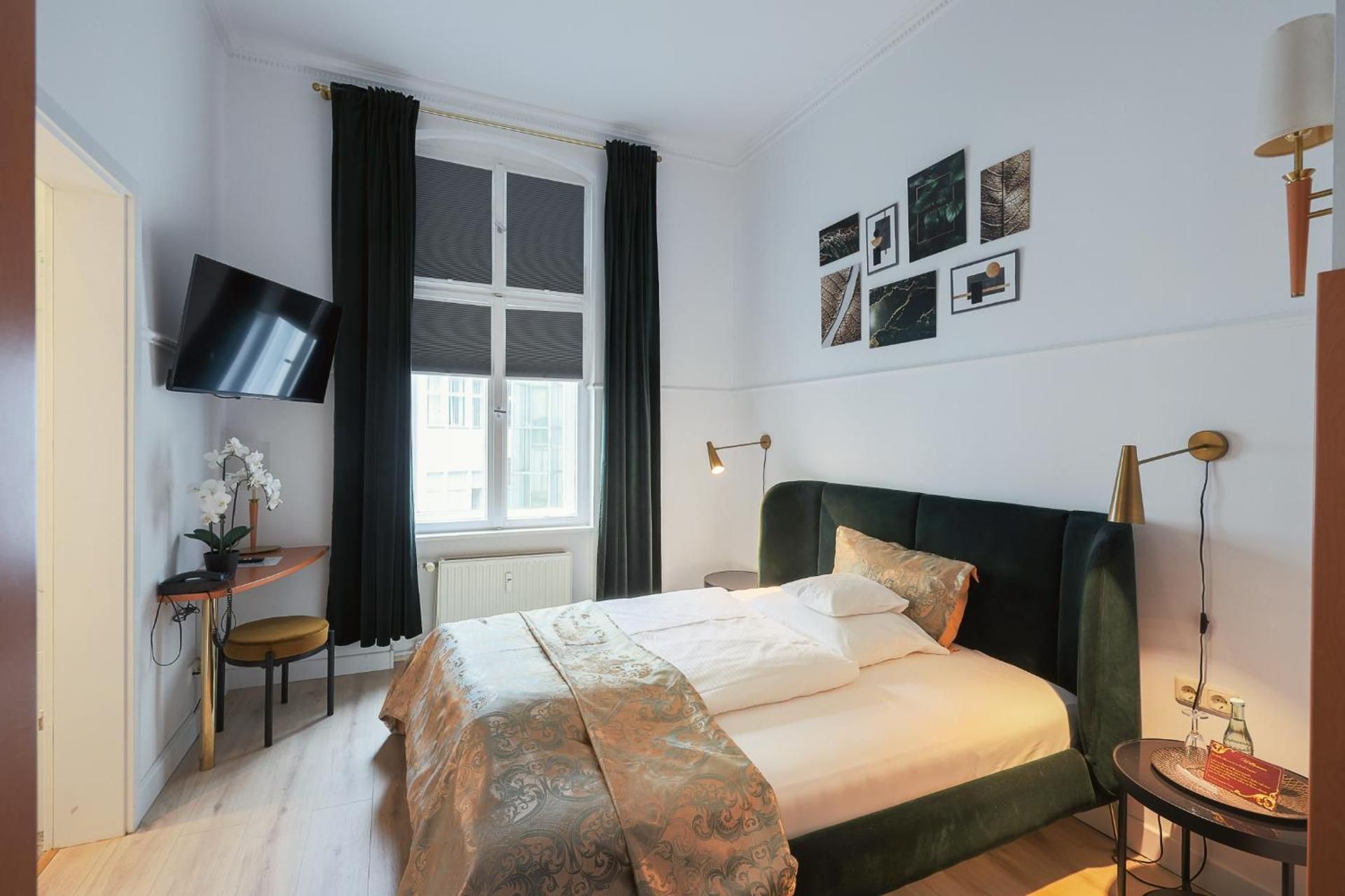 undefined Hotel Augusta 9