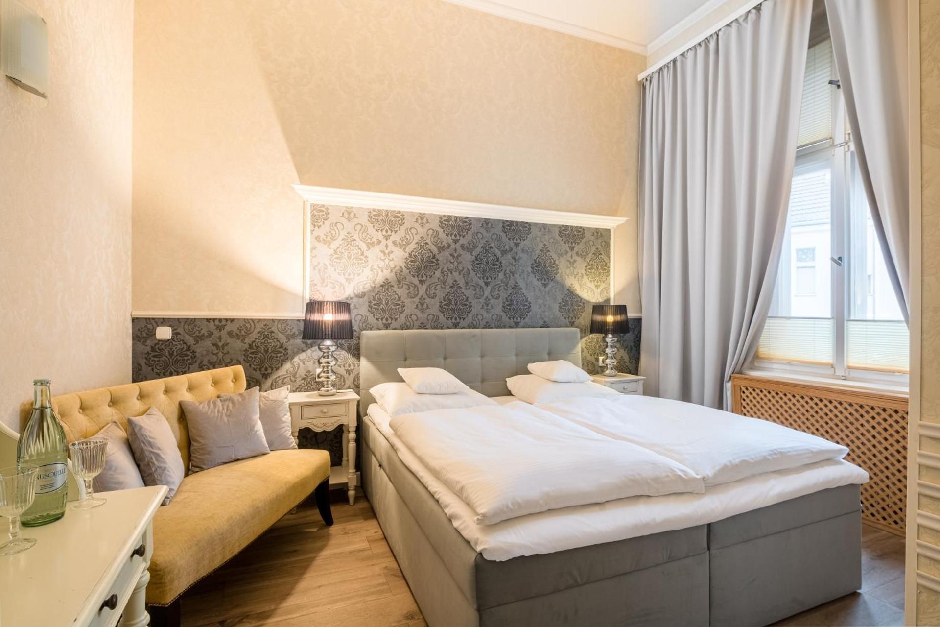 undefined Hotel Augusta 8