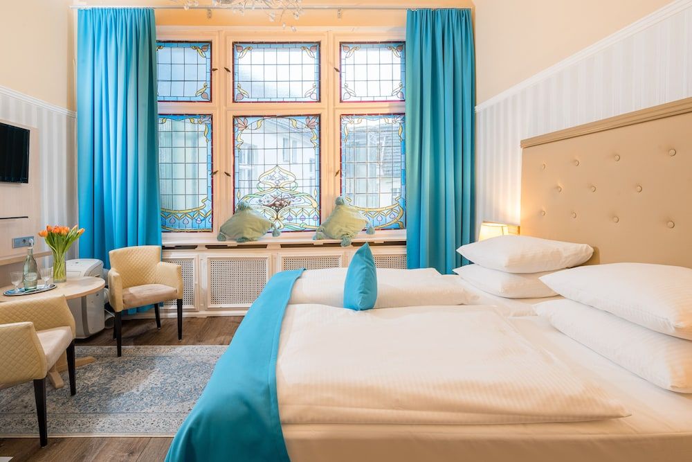 Hotel Augusta Double or Twin Room 5