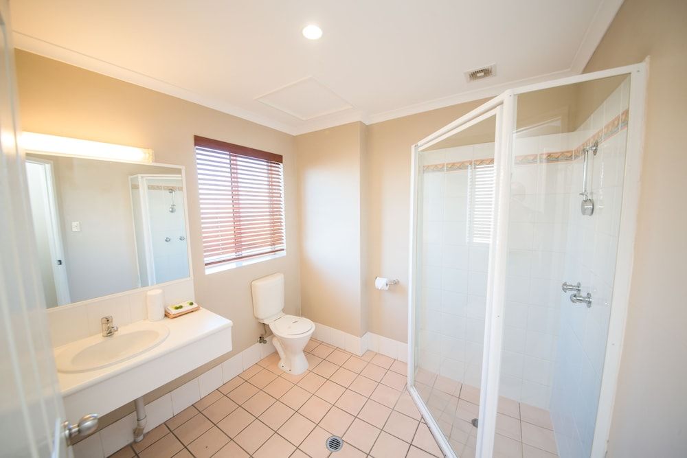 The Cosmopolitan Motel and Serviced Apartments Standard One Bedroom Apartment 3