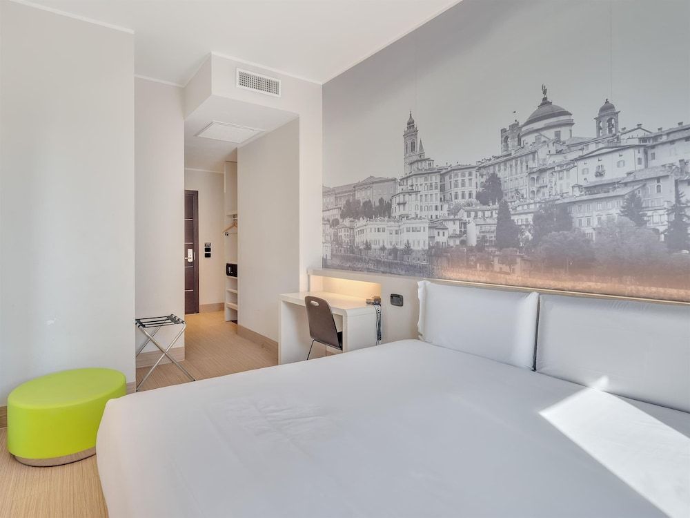 B&B HOTEL Bergamo City Double Room 2