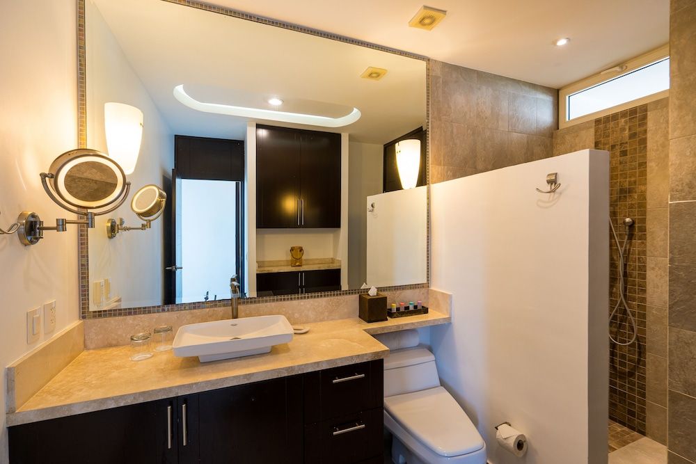 Pinnacle Resorts 180 Luxury Suite, 1 Bedroom, Ocean View 4