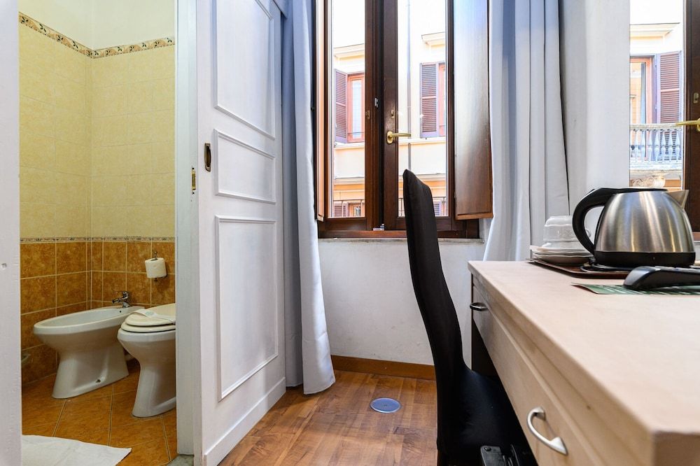 Hotel Julia Standard Double or Twin Room 24