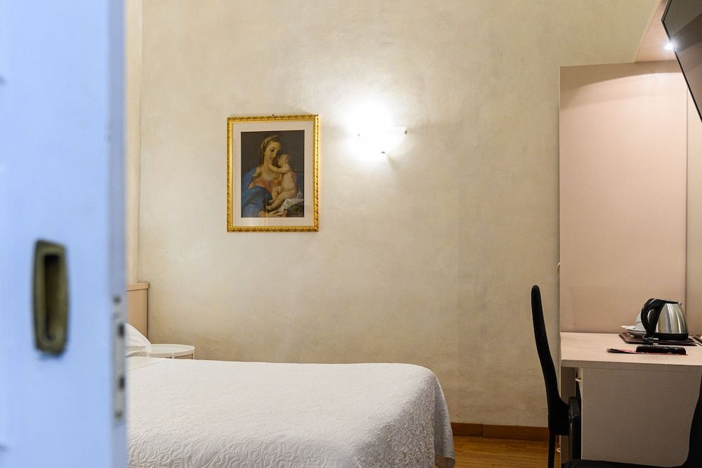 Hotel Julia Standard Double or Twin Room 34