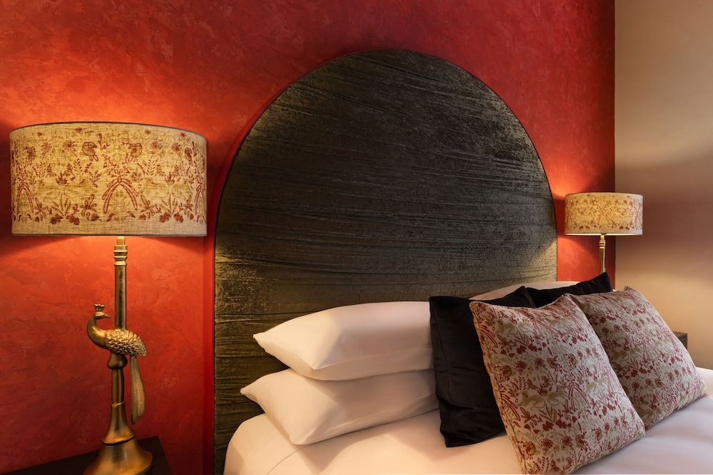 Hotel Frangos Rouge 5