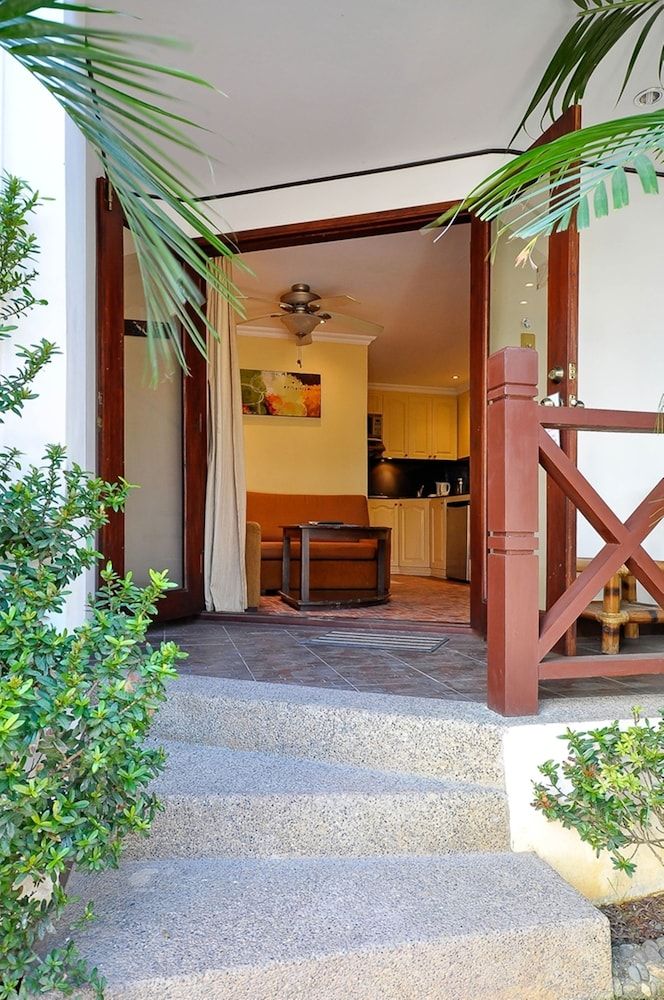 Nirvana Beach Resort Standard Condo 4