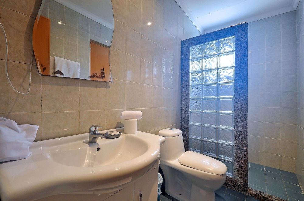 Nirvana Beach Resort Standard Condo 8