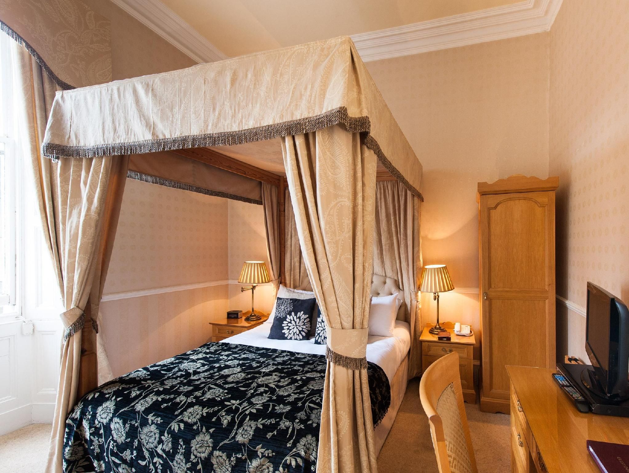 undefined Kildonan Lodge Hotel 8