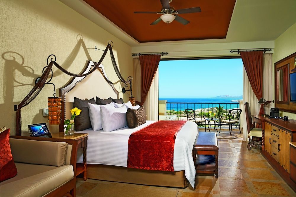 Preferred Club Junior Suite Ocean View King