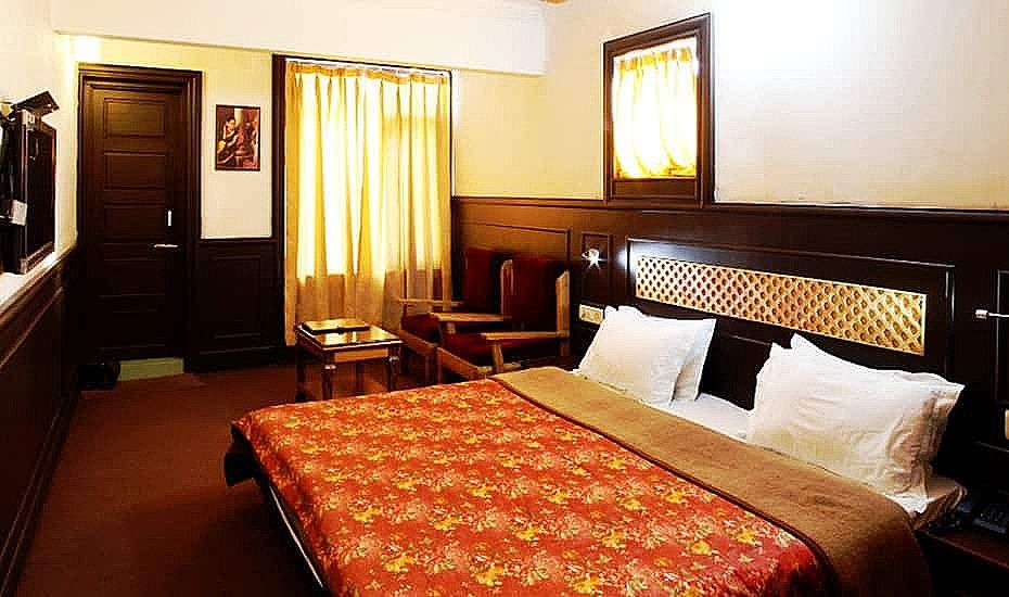 Hotel Sadaf Deluxe Room  25