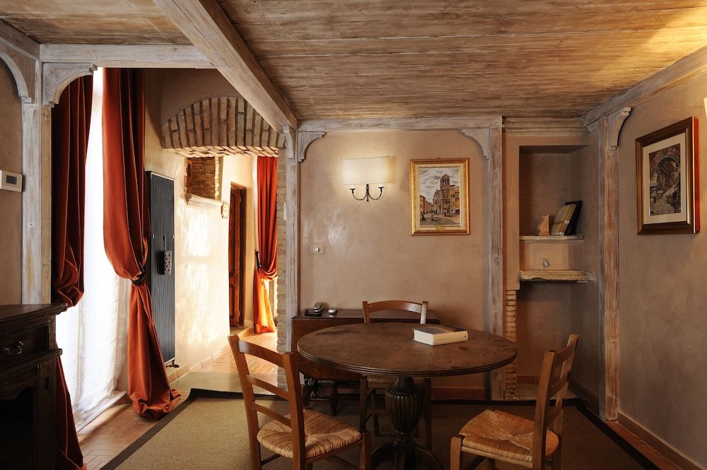 undefined Residenza San Calisto 6