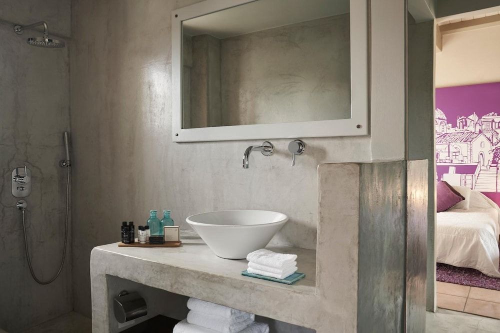 Angelina Aegina Boutique Escape Deluxe Room, Sea View 8