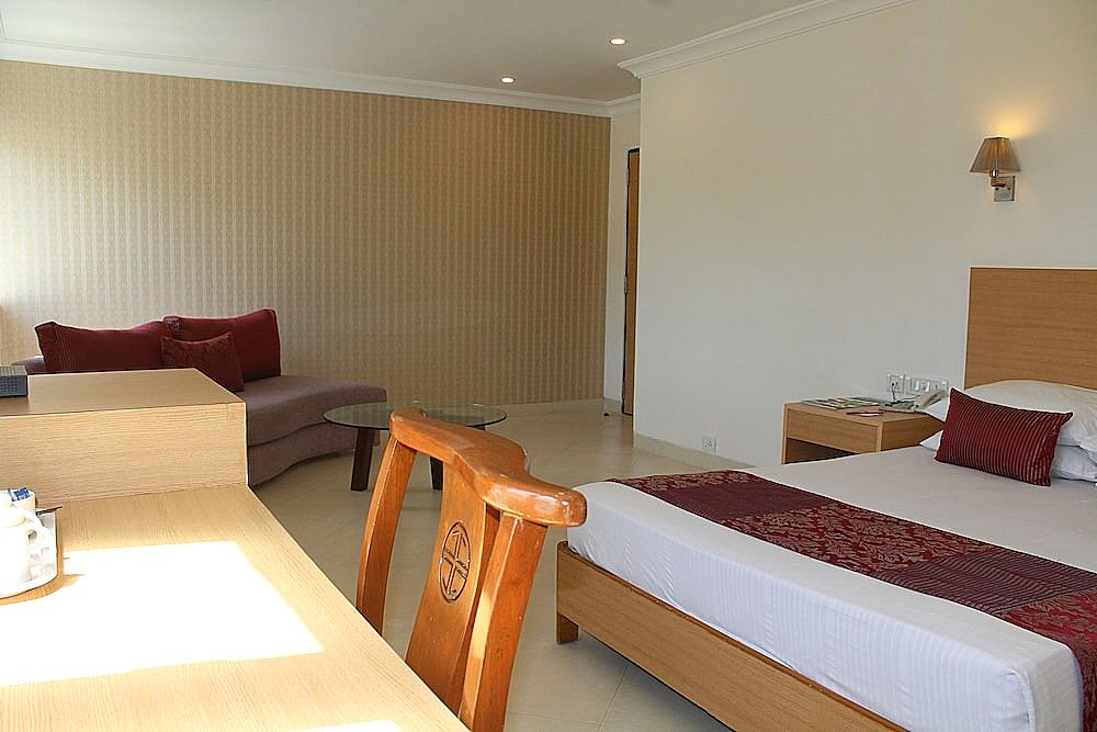 The Lotus Apartment hotel, Burkit Road Junior Suite 5