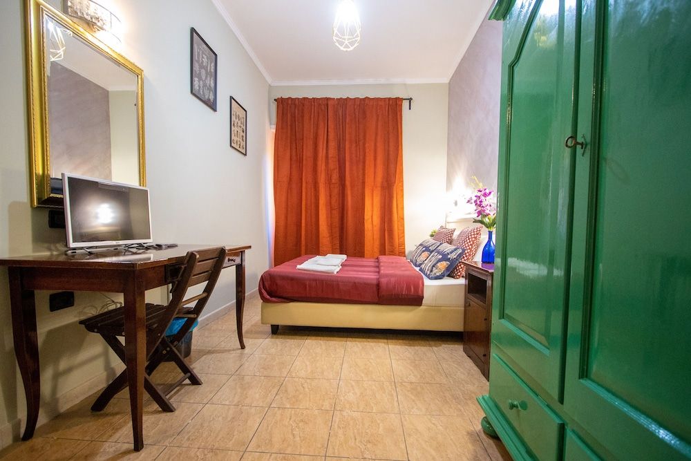 B&B Colorful Suite Yard Comfort Double or Twin Room 12