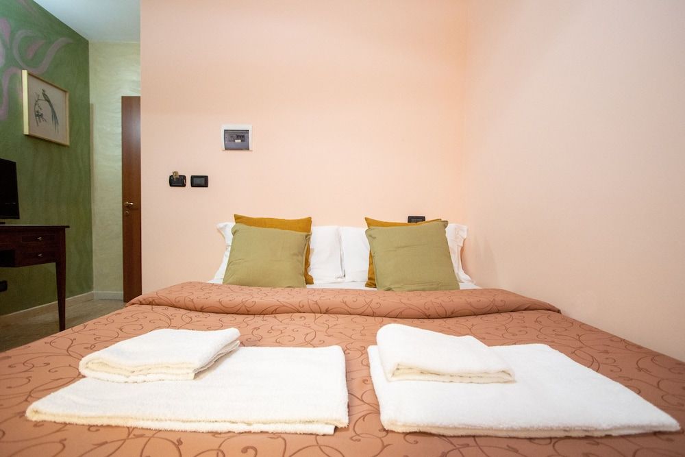 B&B Colorful Suite Yard Comfort Double or Twin Room 14