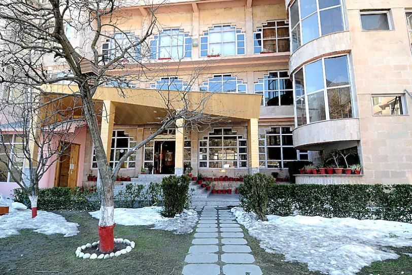 undefined Bravia Hotel Manali Inn 8