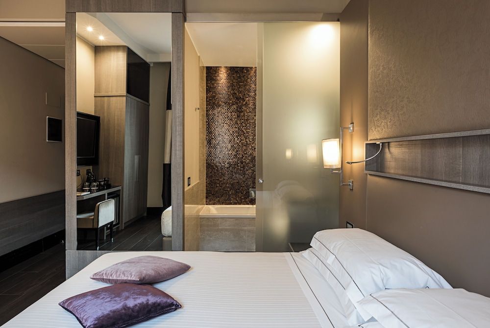 Rome Life Hotel Classic Double or Twin Room 3