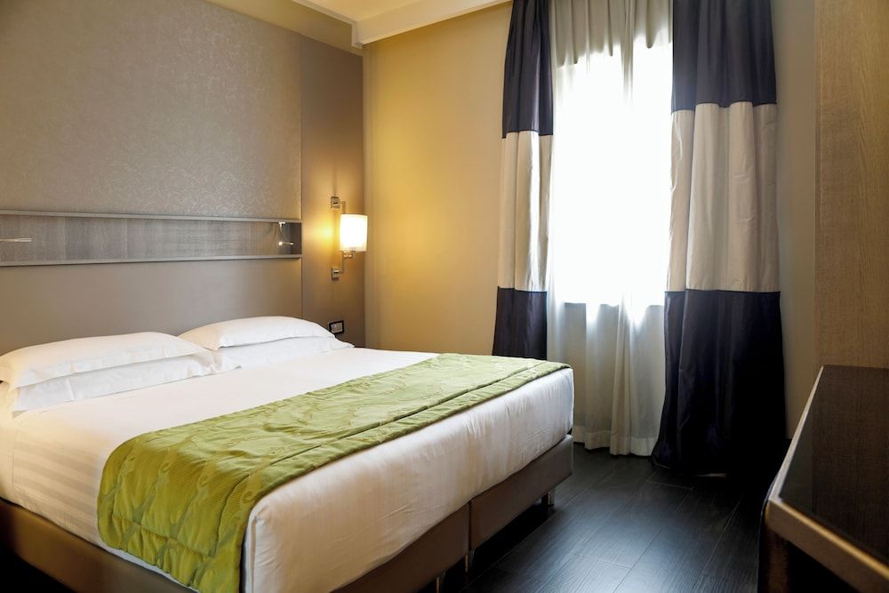 undefined Rome Life Hotel