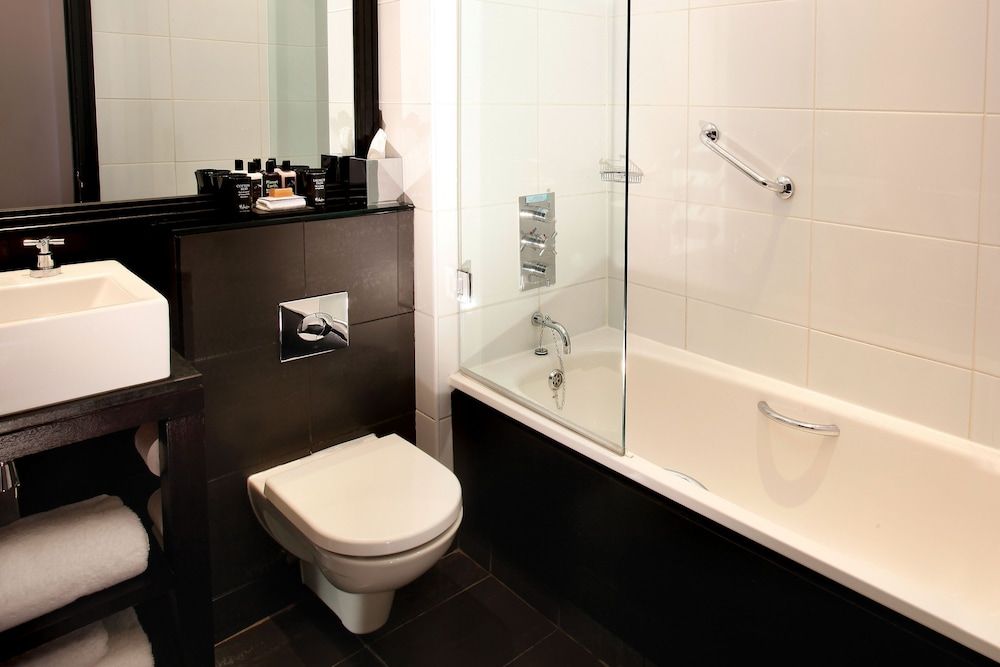 Malmaison Belfast Standard Double Room 6