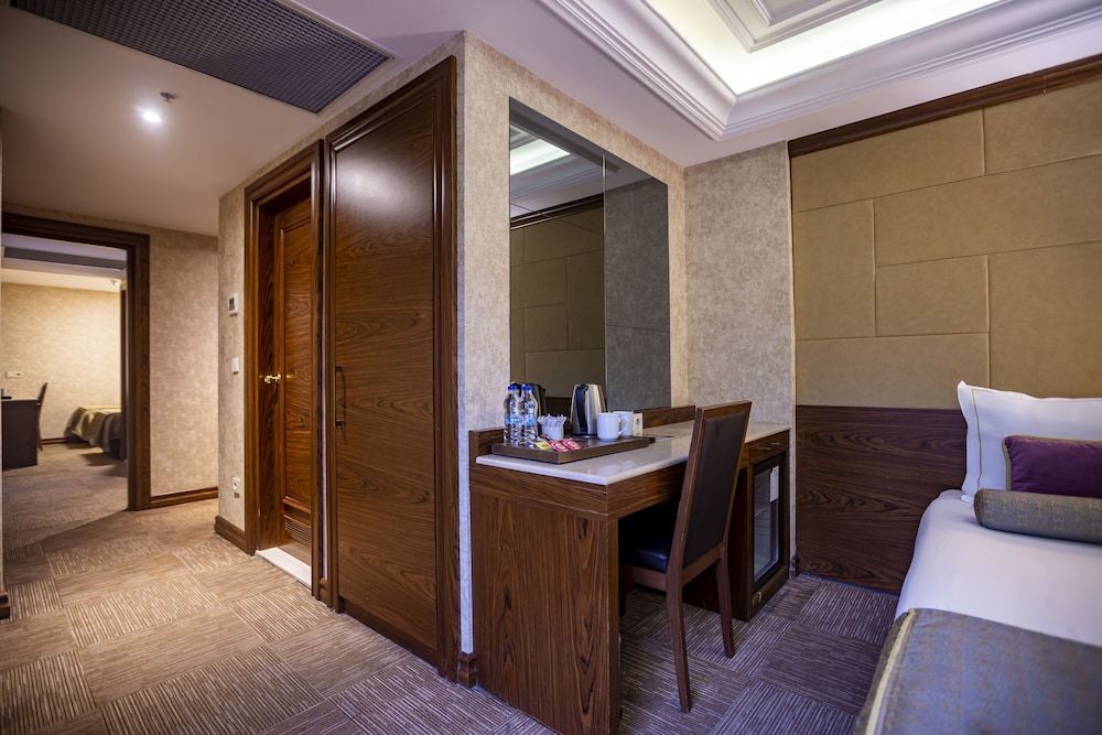 undefined Euro Stars Hotel Old City 5
