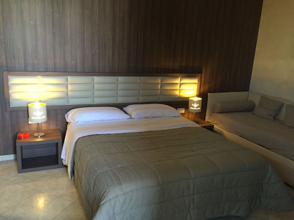 Hotel Smeraldo Superior Suite 3