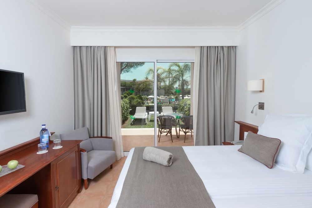 Standard Room, Ground Floor (Garden, 2 Adults + 1 Child)