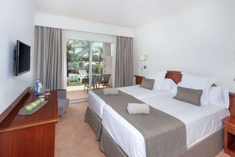 Standard Room, Ground Floor (Garden, 2 Adults + 1 Child)