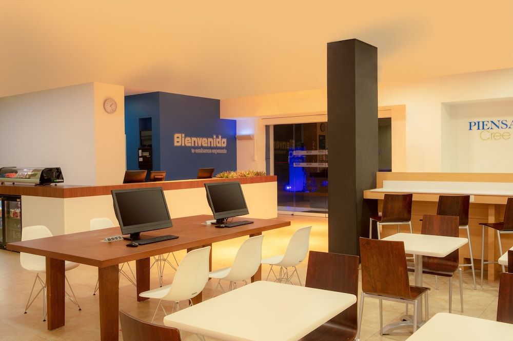 undefined One Cancun Centro 9