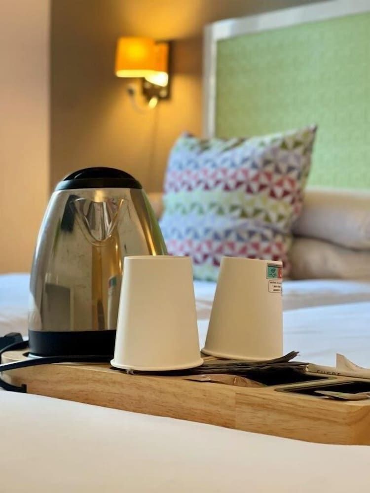 Kyriad Paris 18 - Porte de Clignancourt - Montmartre Standard Room, 1 Double Bed 7