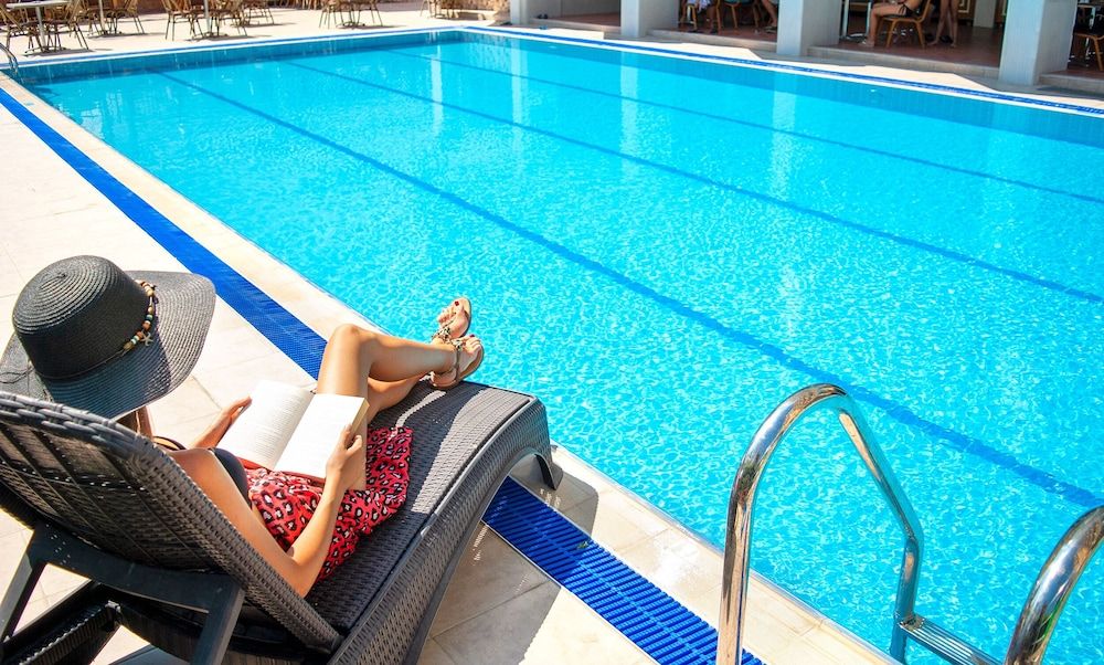 undefined Palm Hotel 9