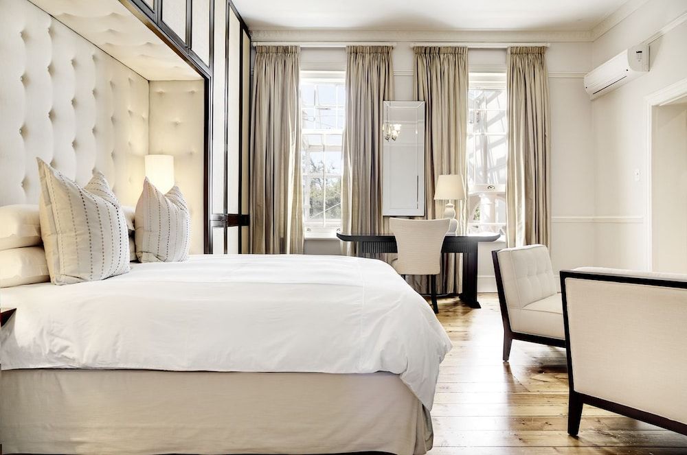 undefined Banksia Boutique