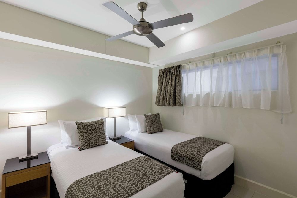 Oaks Darwin Elan Hotel Two Bedroom Apartment 2