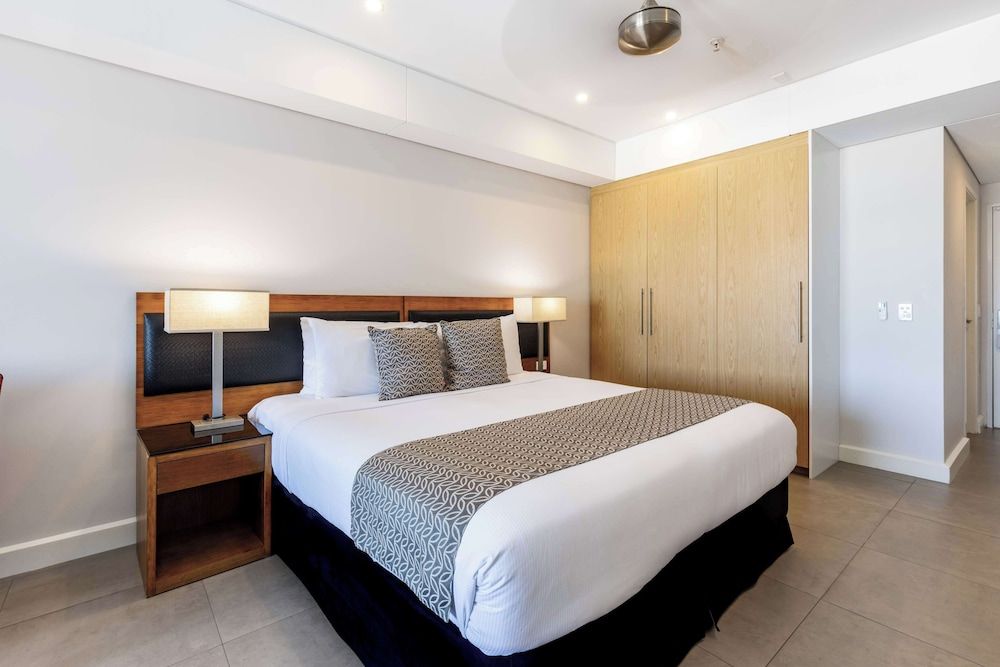 Oaks Darwin Elan Hotel Hotel Room (No Housekeeping) 3