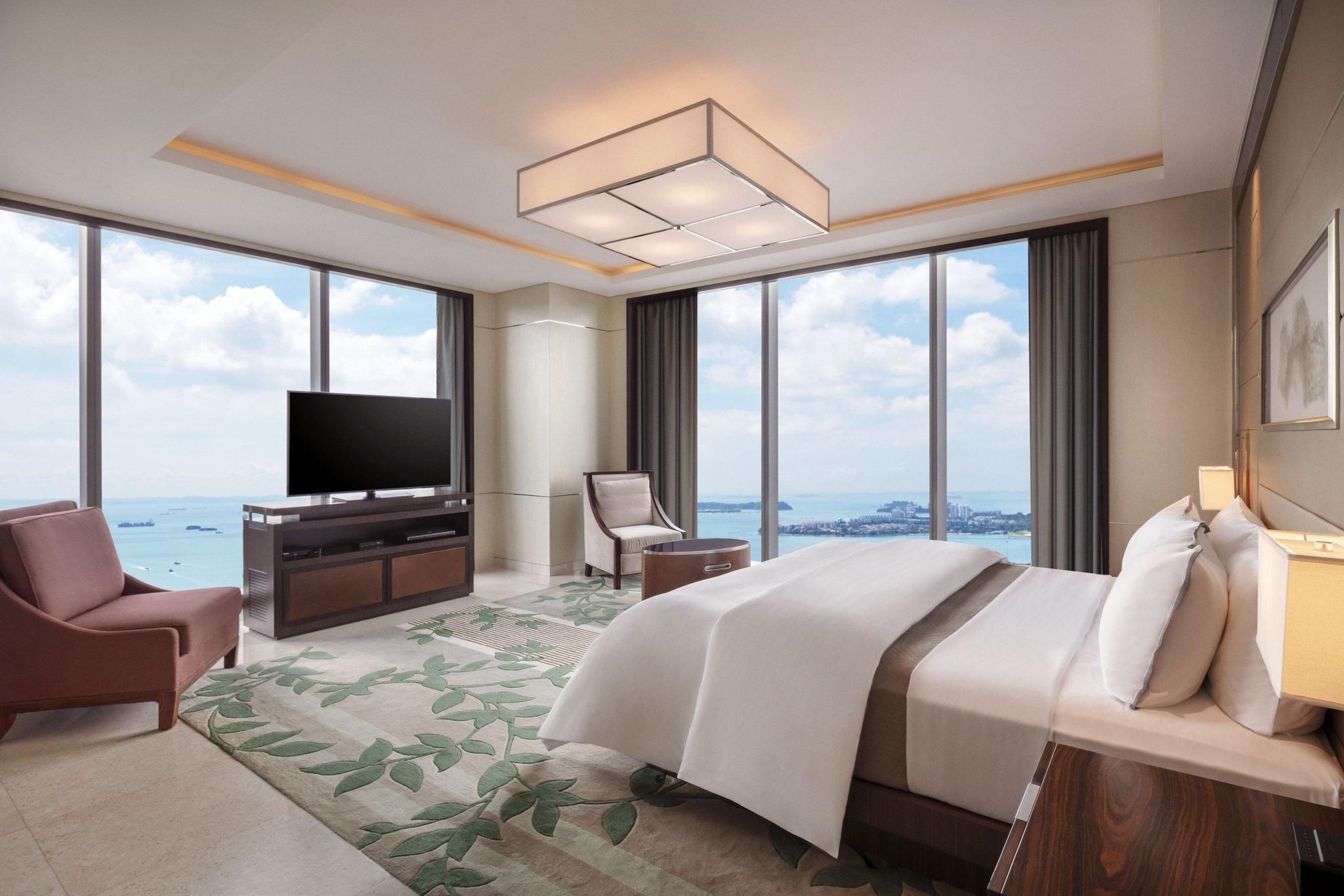 Club lounge access, 1 Bedroom Presidential Suite, 1 King, Harbor view