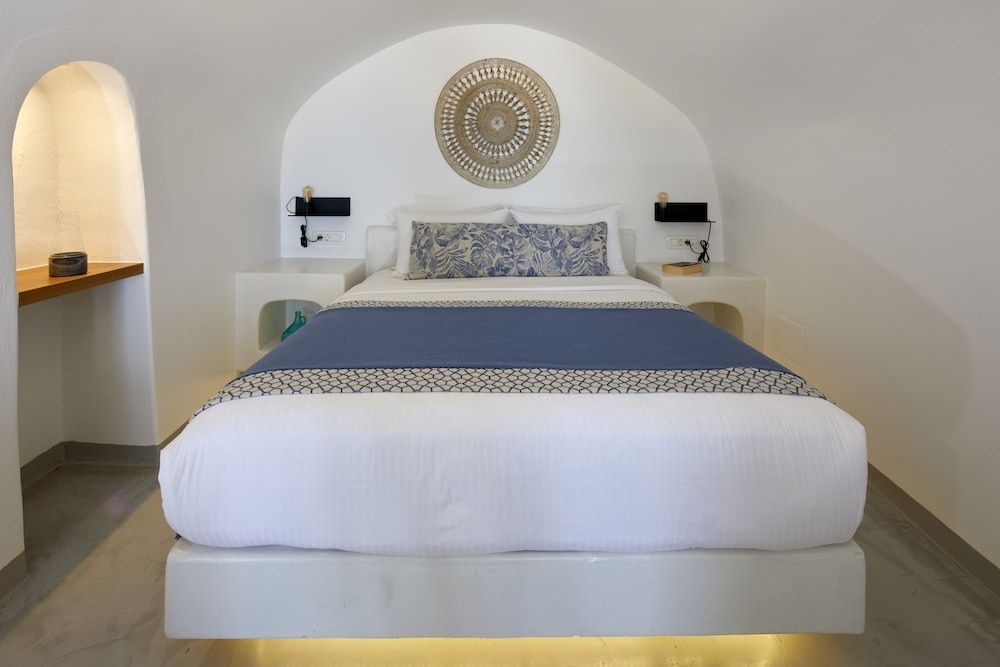 Honeymoon Suite, Jetted Tub, Sea View