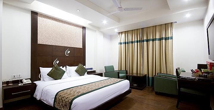 Premier Room