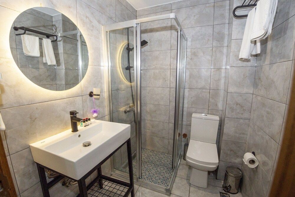 Kadirga Antik Hotel Deluxe Triple Room 10