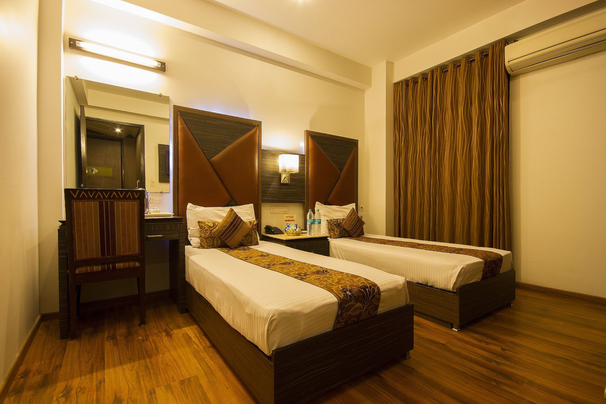 Hotel Sunstar Heights Compact Room 13