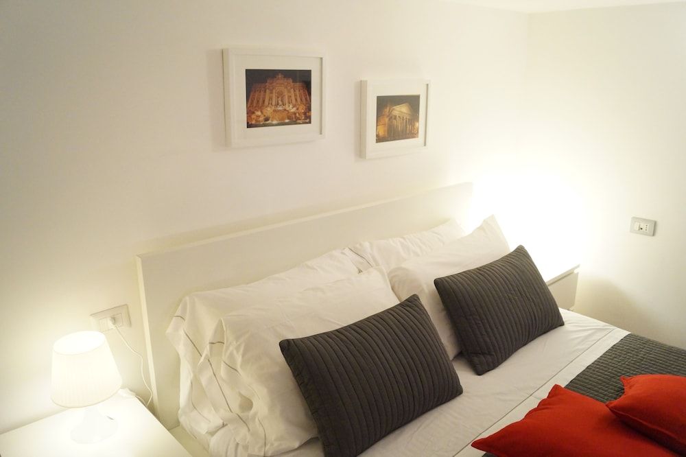 Relais Arco della Pace Deluxe Single Room (Quadruple) 3