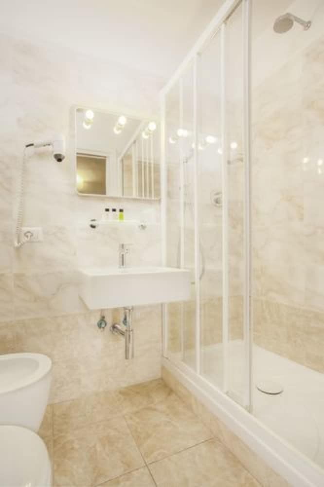 undefined Hotel Bretagna Heritage – Alfieri Collezione 5