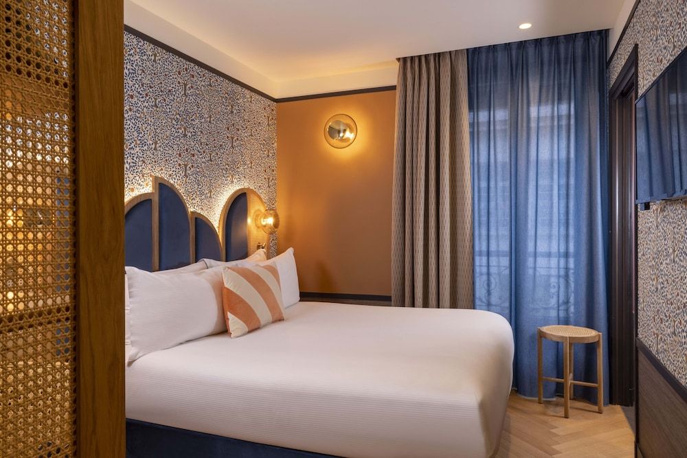 Hôtel Jardin de Cluny Classic Double Room 2