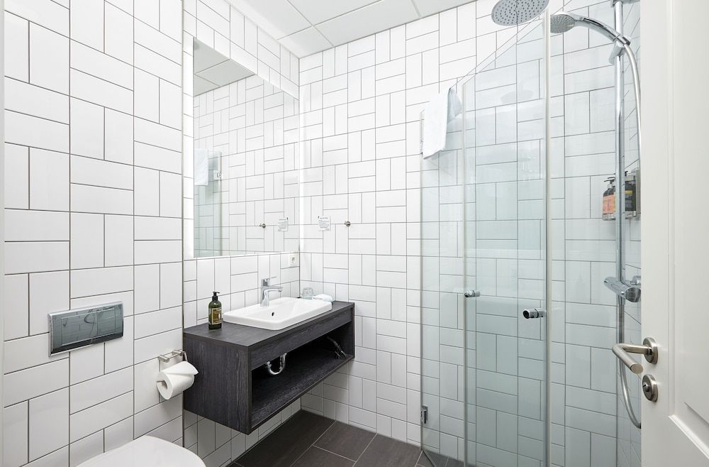 Alda Hotel Reykjavik Queen Guest Room 3