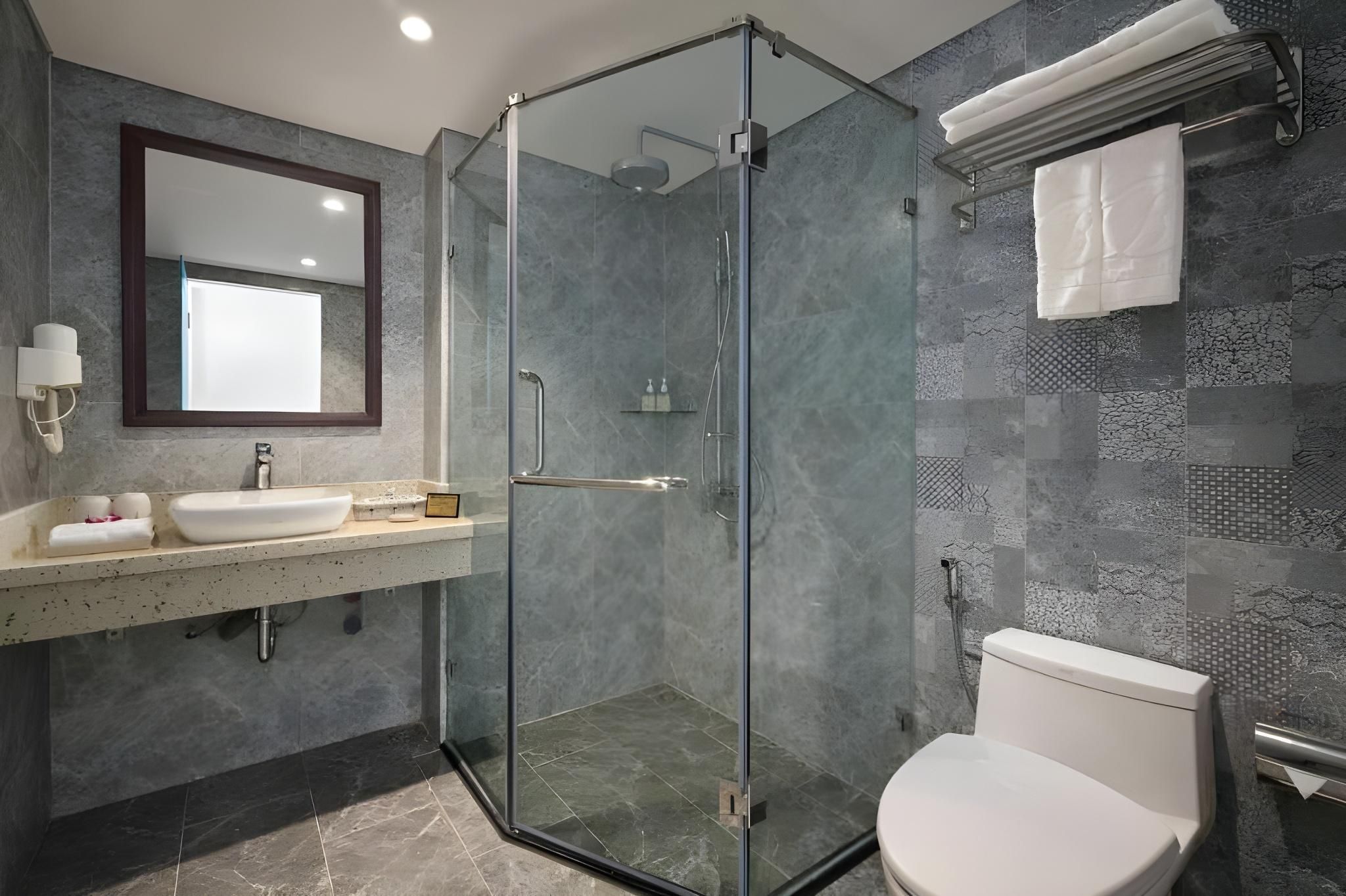 undefined Hanoi Bonsella Hotel 6