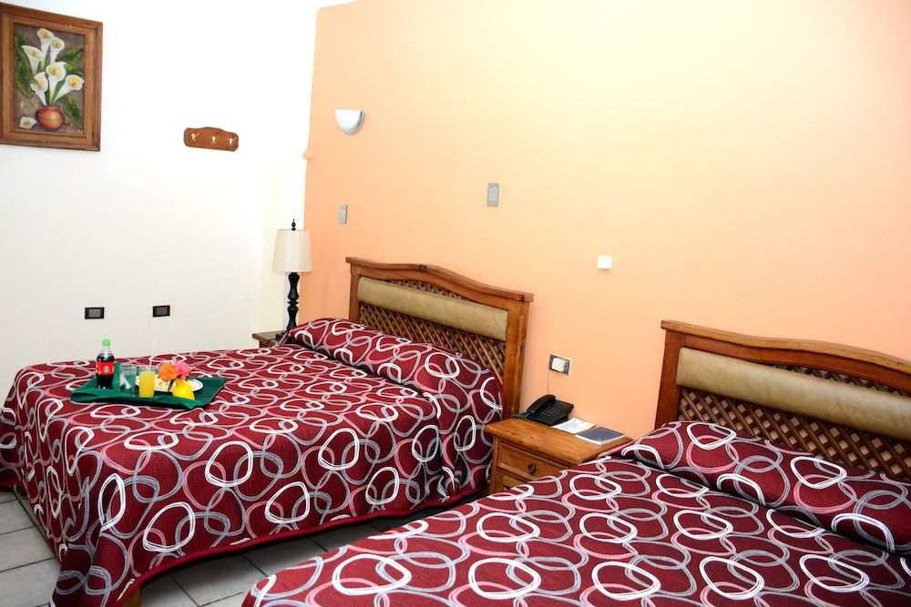 Hotel Las Fuentes Double Room 2