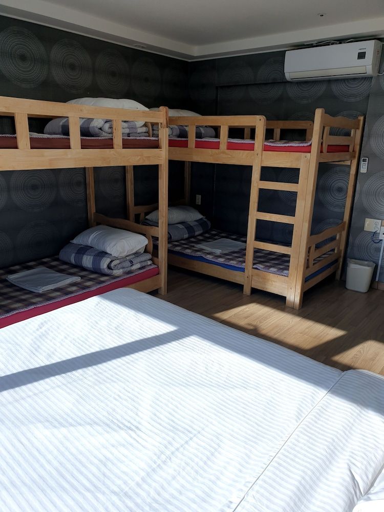 undefined Popcorn Hostel Haeundae 5