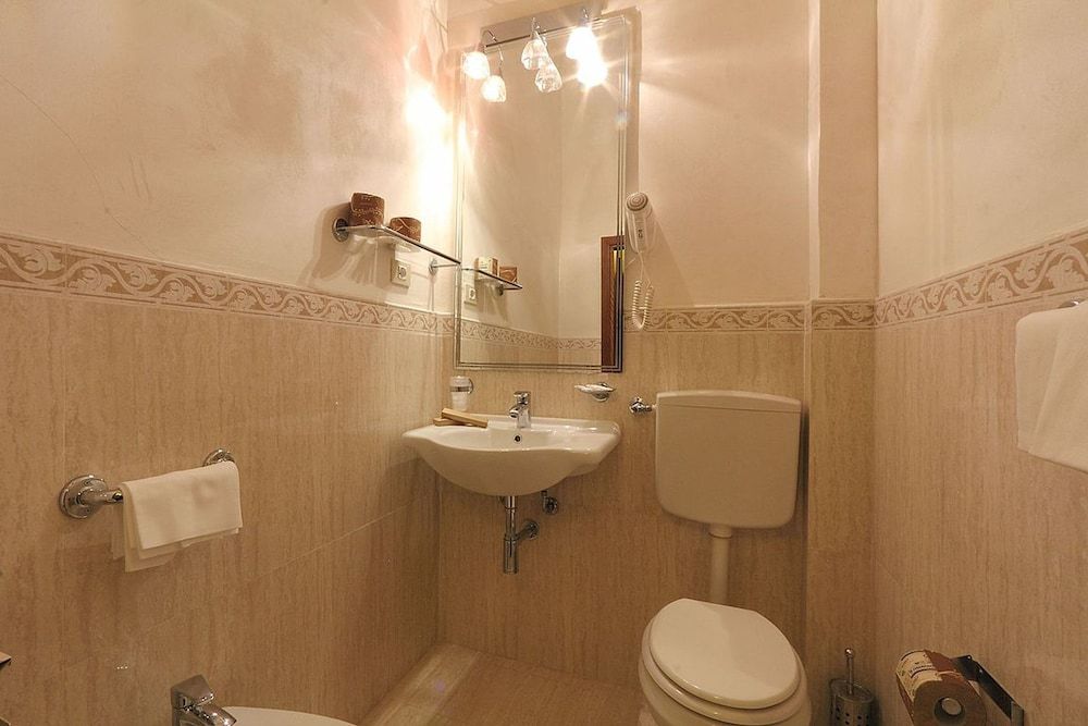 Tuscany Love Hotel delle Tele Standard Double or Twin Room 17
