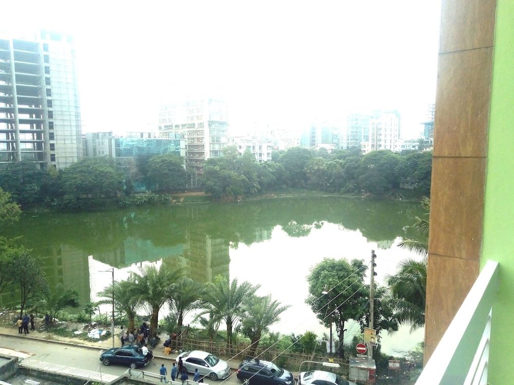 Hotel Lake View Plaza Executive Twin Room, 1 Bedroom, Lake View, Lakeside 13